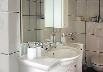 Penzion Mosel-landhaus Am Moselufer 3*