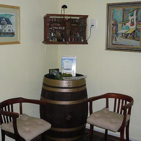 Mosel-landhaus 3*