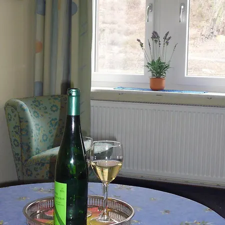 Mosel-landhaus 3*