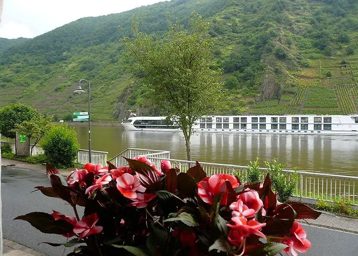 Mosel-landhaus Casa de hóspedes Briedern