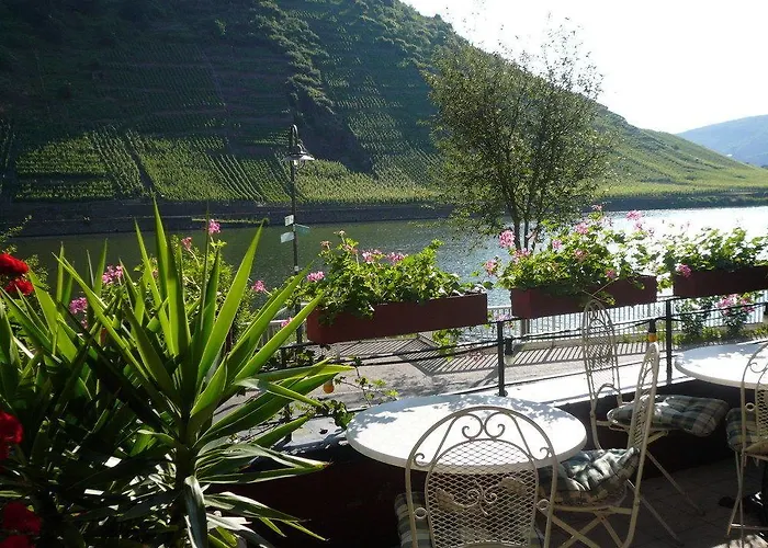 Mosel-landhaus Casa de hóspedes Briedern