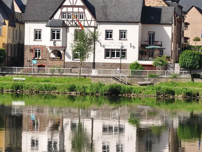 Mosel-landhaus Konukevi Briedern